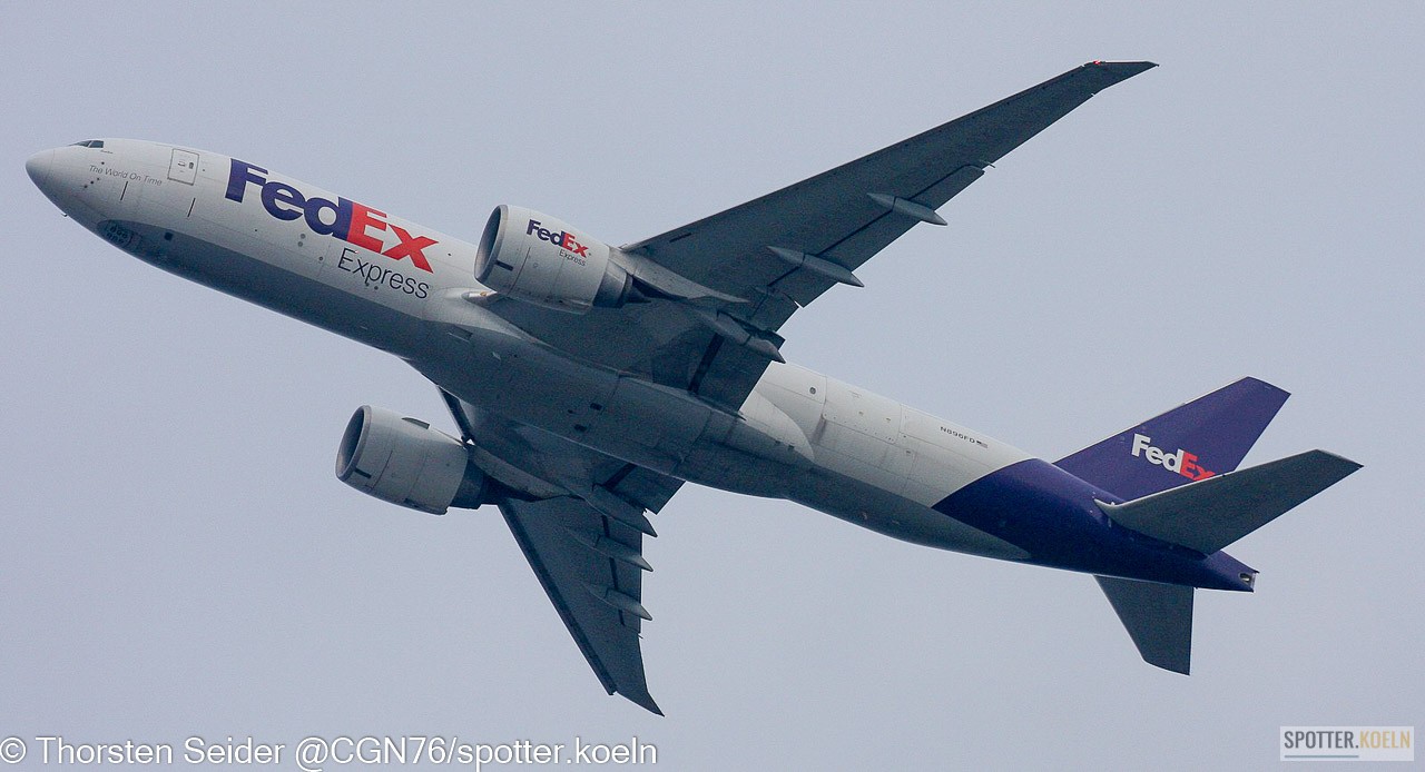 FedEx_777-200_N896FD_CGN_08.03.2021_Thorsten_Seider_cgn76