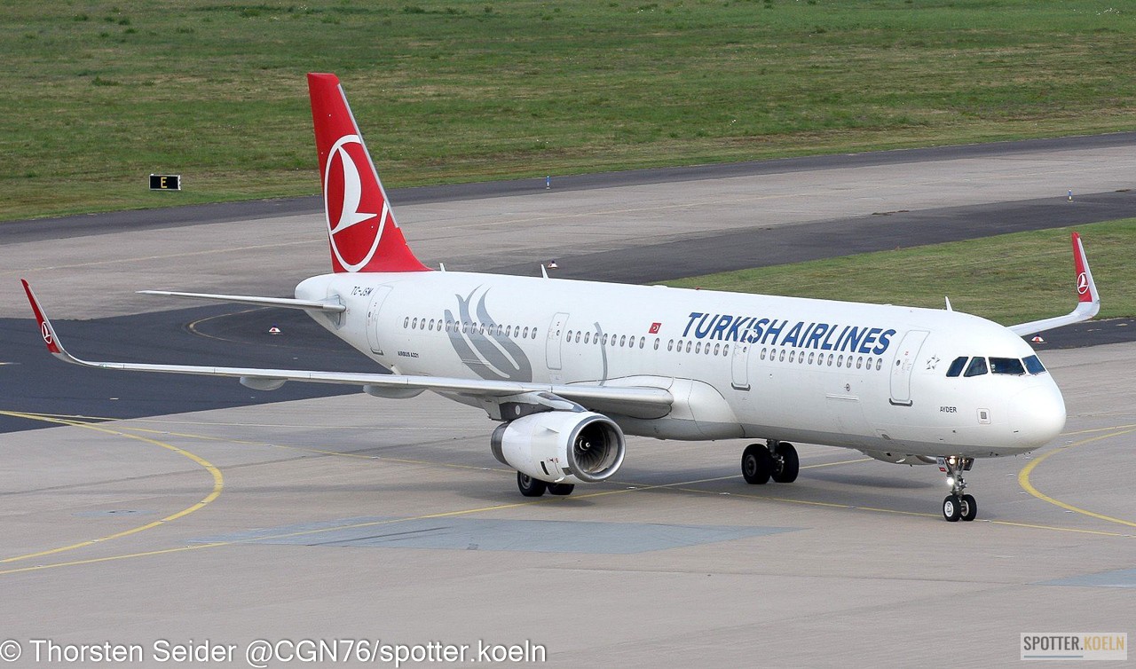Turkish_Airlines_A321-200W_TC-JSM_CGN_25.07.2021_Thorsten_Seider