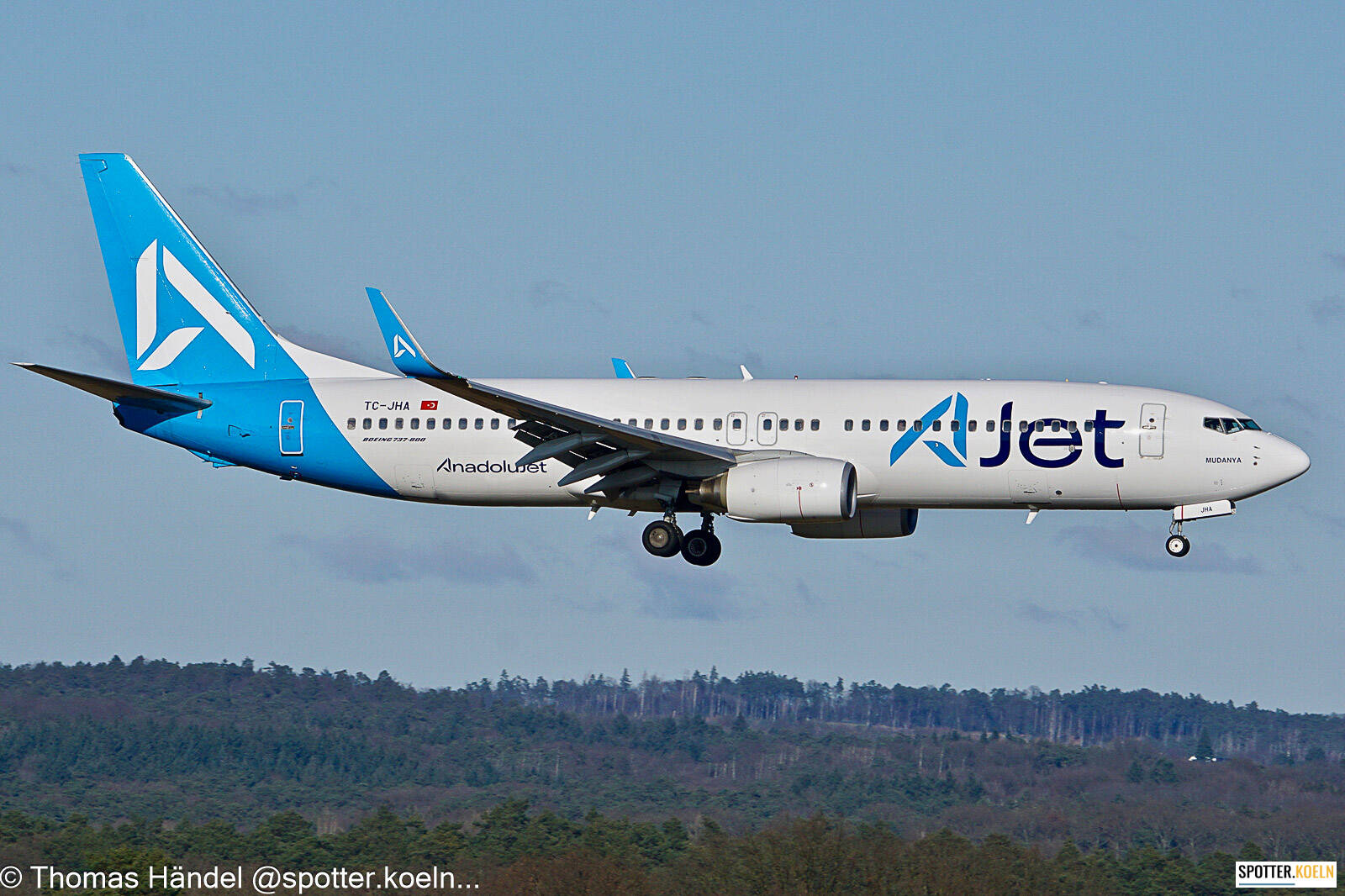 AJet TC-JHA Boeing 737-8F2(WL)
